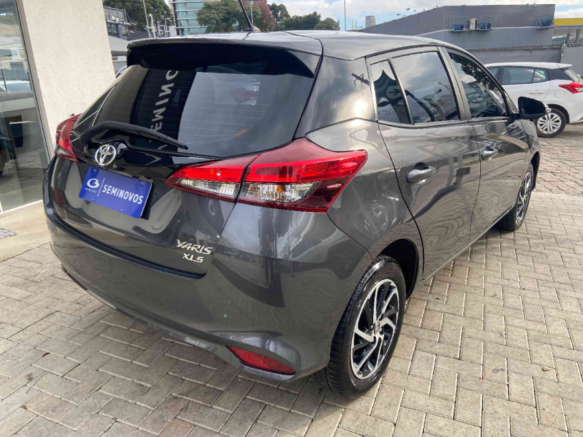 toyota yaris 1.5 16v flex xls multidrive 4p automatico 20254