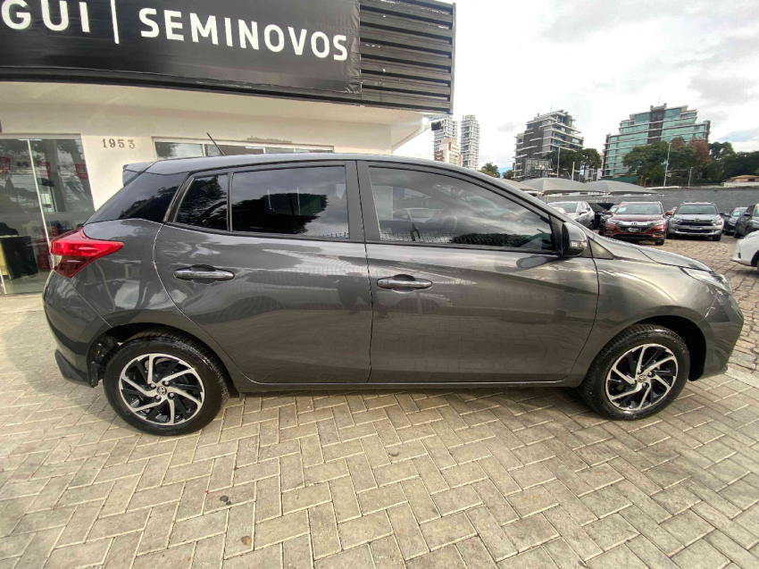 toyota yaris 1.5 16v flex xls multidrive 4p automatico 20253