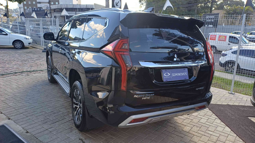 mitsubishi pajero sport 2.4 16v mivec turbo diesel hpe-s awd automatico 4p 20226