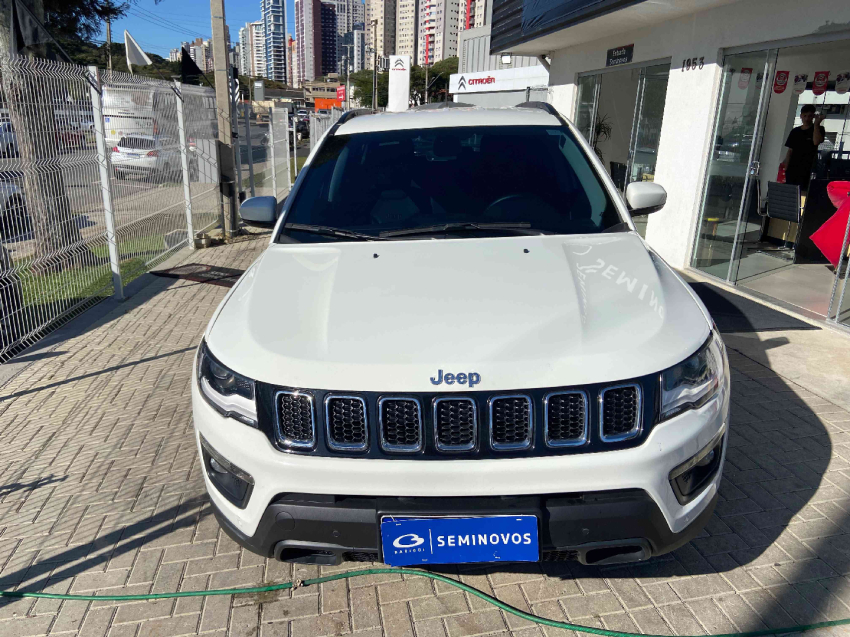 jeep compass 2.0 16v diesel longitude 4x4 automatico flex 4p 20201