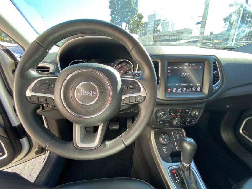 jeep compass 2.0 16v diesel longitude 4x4 automatico flex 4p 202016