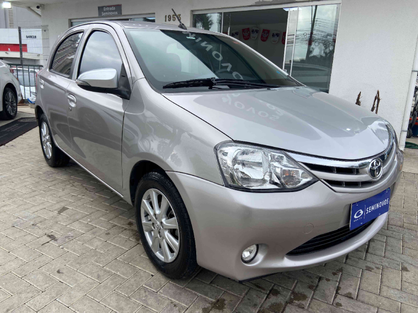 toyota etios 1.5 xls 16v flex 4p automatico 20172