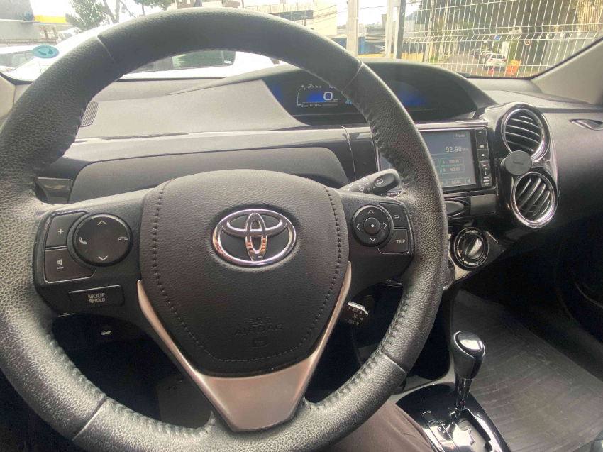 toyota etios 1.5 xls 16v flex 4p automatico 201716