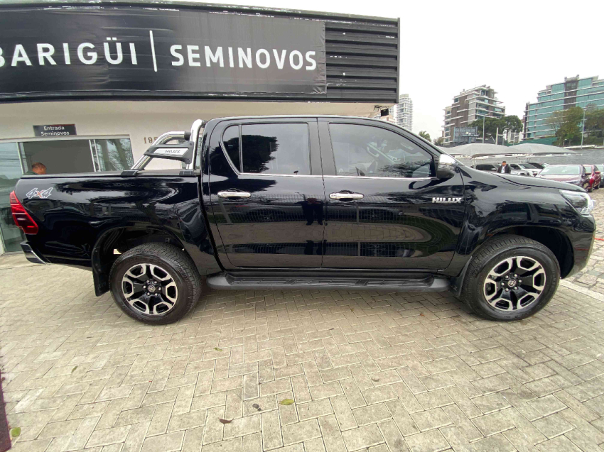 toyota hilux 2.8 d-4d turbo diesel cd srx 4x4 automatico 4p 20253