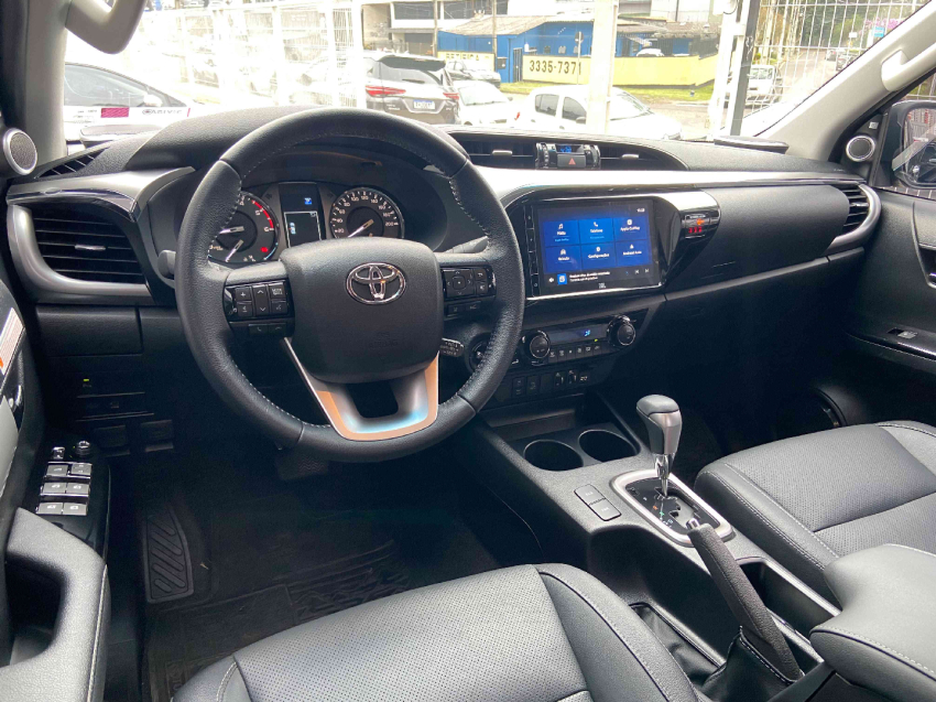 toyota hilux 2.8 d-4d turbo diesel cd srx 4x4 automatico 4p 20259