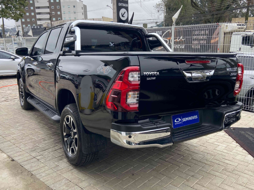 toyota hilux 2.8 d-4d turbo diesel cd srx 4x4 automatico 4p 20256