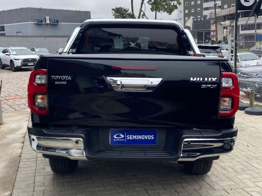 toyota hilux 2.8 d-4d turbo diesel cd srx 4x4 automatico 4p 20255