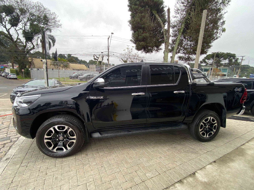 toyota hilux 2.8 d-4d turbo diesel cd srx 4x4 automatico 4p 20257