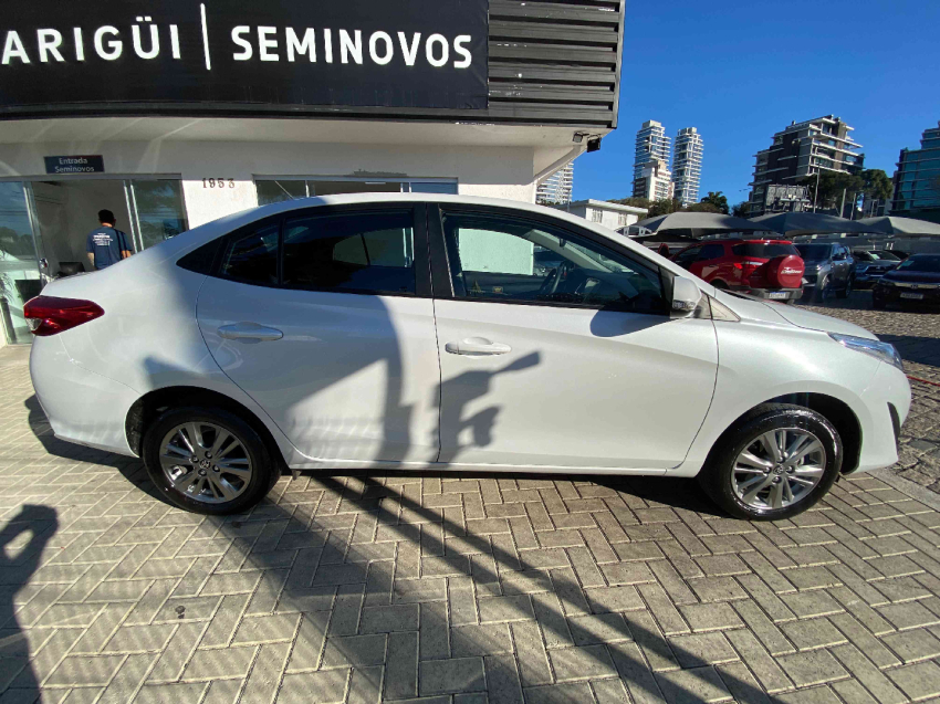 toyota yaris 1.5 16v flex xl plus connect multidrive 4p automatico 20223
