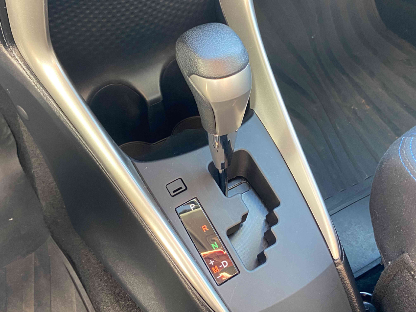 toyota yaris 1.5 16v flex xl plus connect multidrive 4p automatico 202213