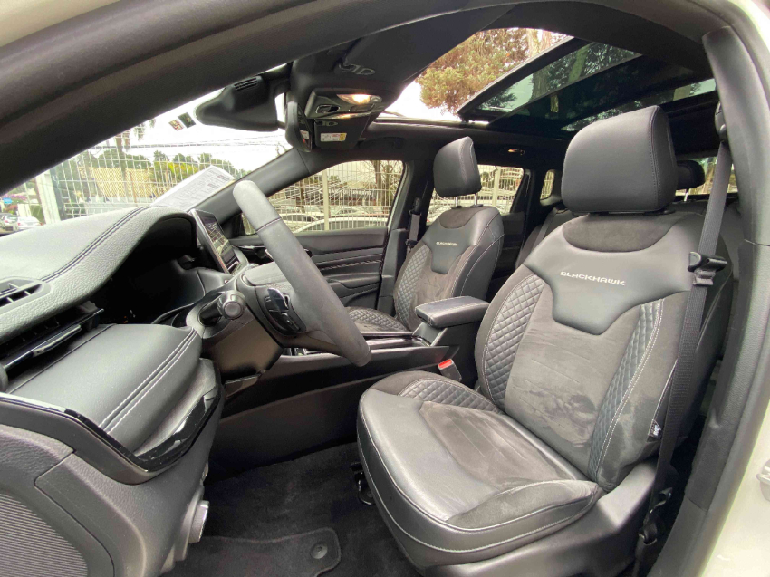 jeep compass 2.0 hurricane 4 turbo gasolina blackhawk at9 4p automatico 202510