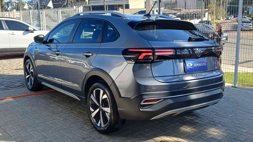 volkswagen nivus 1.0 200 tsi total flex highline automatico 4p 20246