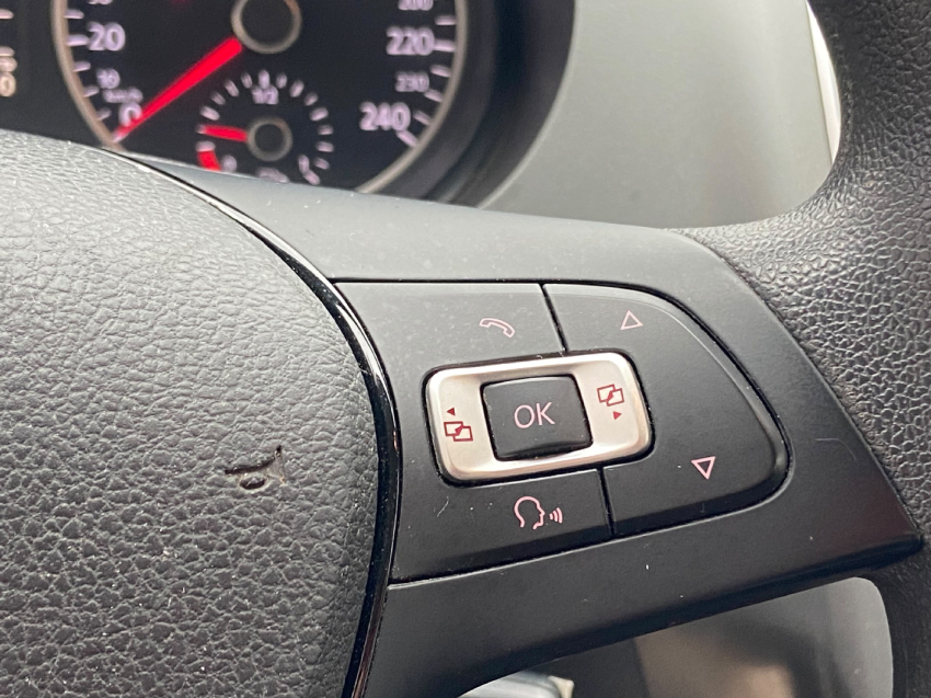volkswagen fox 1.6 msi total flex connect 4p manual 201814