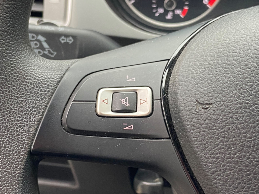 volkswagen fox 1.6 msi total flex connect 4p manual 201815