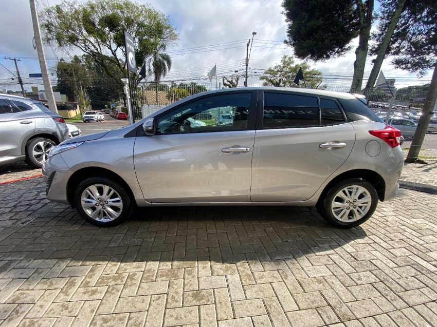 toyota yaris 1.3 16v flex xl manual 4p 20197