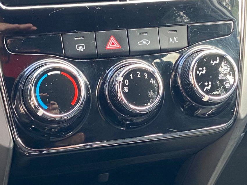 toyota yaris 1.3 16v flex xl manual 4p 201912