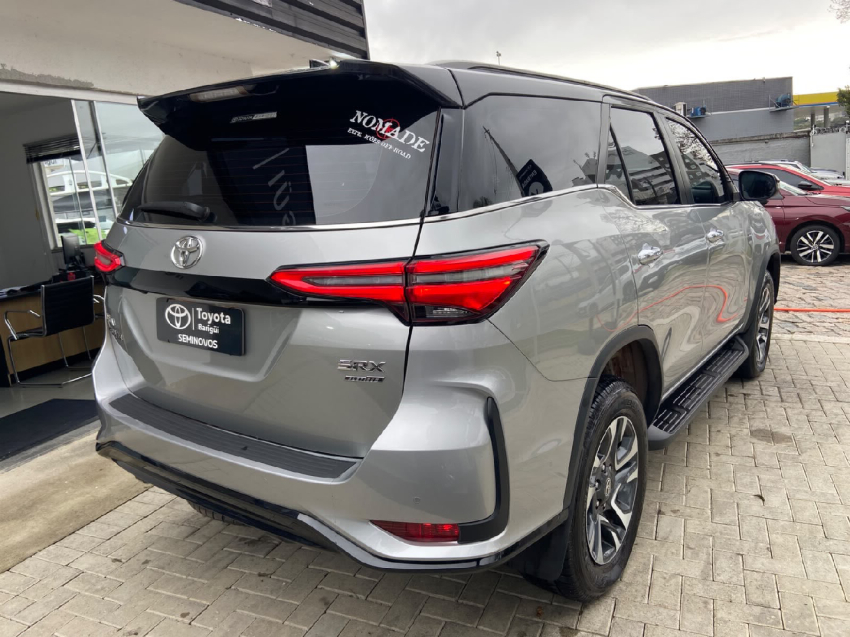 toyota hilux sw4 2.8 d-4d turbo diesel srx platinum 4x4 automatico 4p 20245
