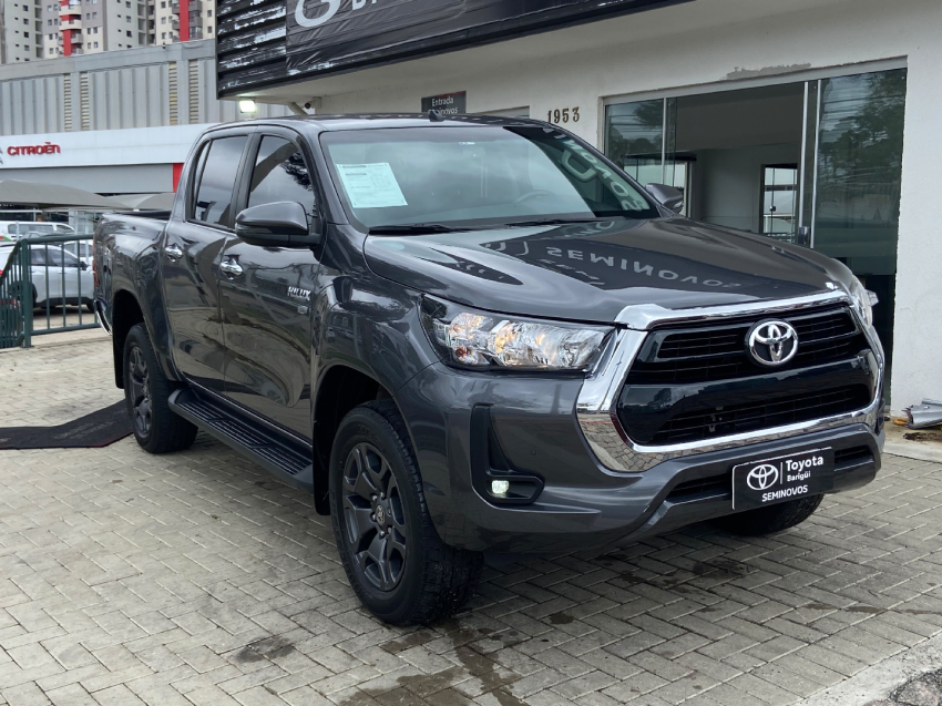 toyota hilux 2.7 vvt-i flex cd srv 4x2 automatico 4p 20212