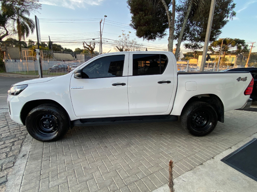 toyota hilux 2.8 d-4d turbo diesel cd power pack 4x4 automatica 4p automatico 20257