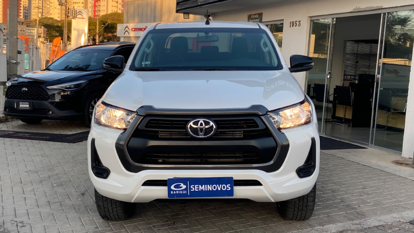 toyota hilux 2.8 d-4d turbo diesel cd power pack 4x4 automatica 4p automatico 20251