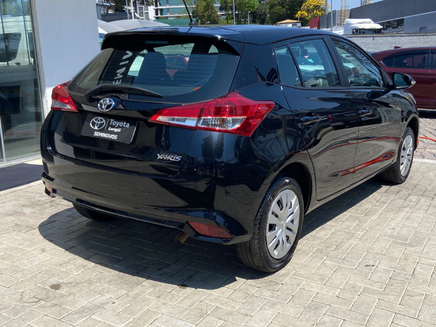 toyota yaris 1.5 16v flex xl multidrive 4p automatico 20254