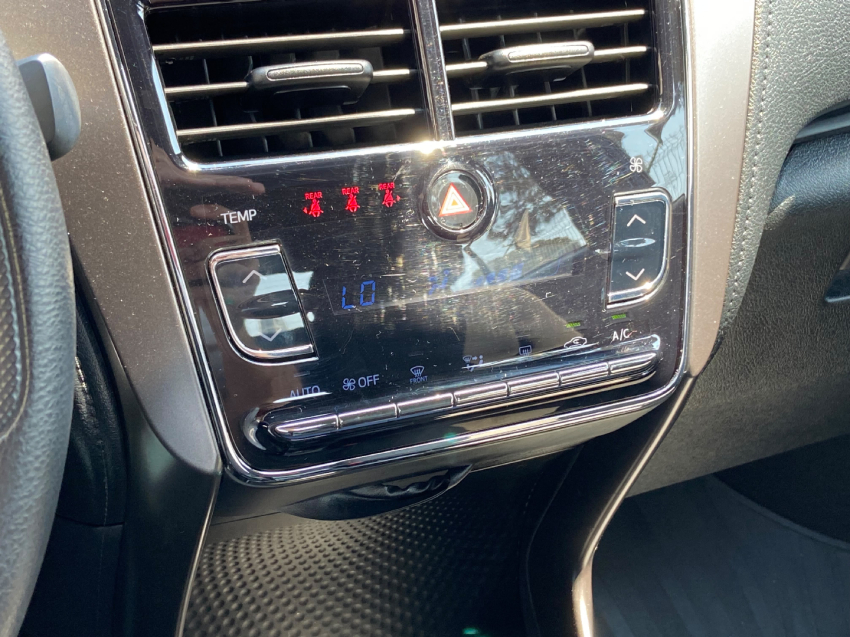 toyota yaris 1.5 16v flex xl multidrive 4p automatico 202513