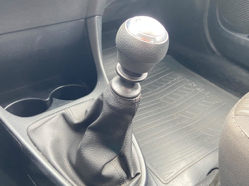 toyota etios 1.5 x sedan 16v flex 4p manual 201711