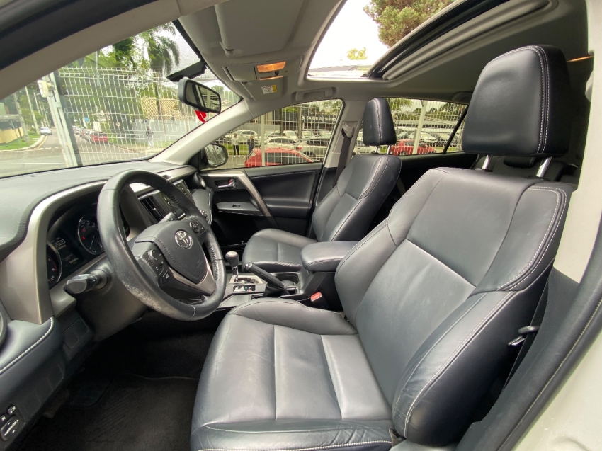 Toyota Rav4 2.0 Top 4X2 16V Gasolina 4P Automatico 2018 10