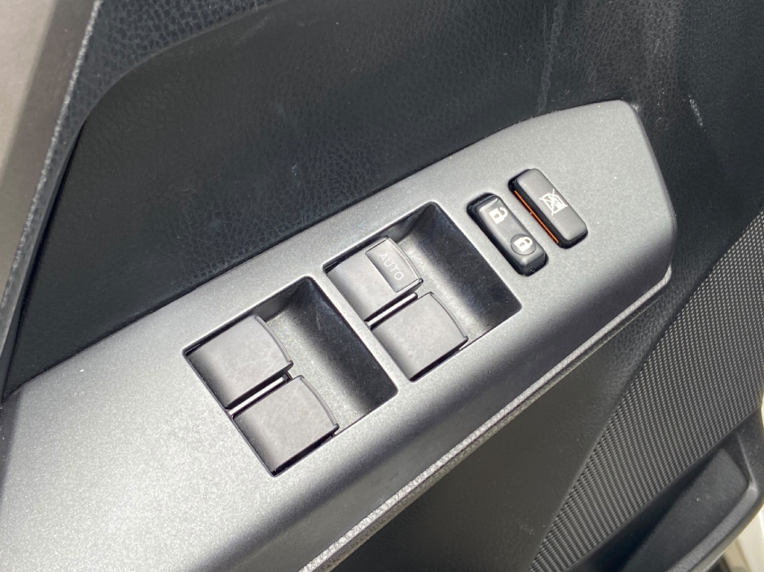 Toyota Rav4 2.0 Top 4X2 16V Gasolina 4P Automatico 2018 12