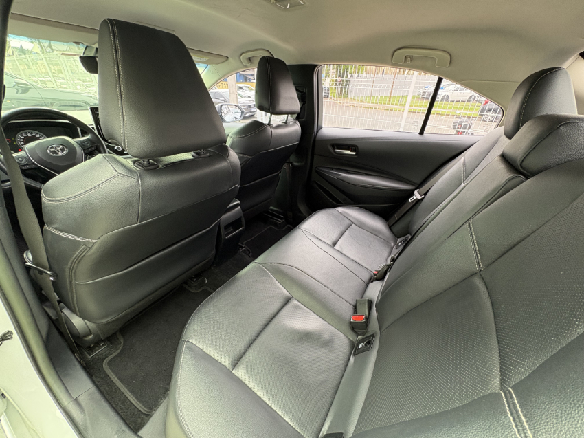 Toyota Corolla 2.0 Vvt-Ie Flex Xei Direct Shift 4P Automatico 2023 9