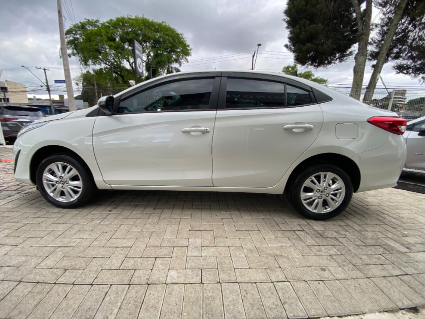 toyota yaris 1.5 16v flex sedan xl manual 4p 20198