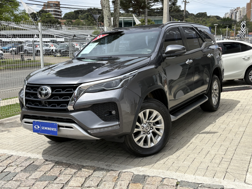 toyota hilux sw4 2.8 d-4d turbo diesel srx 4x4 automatico 4p 2022