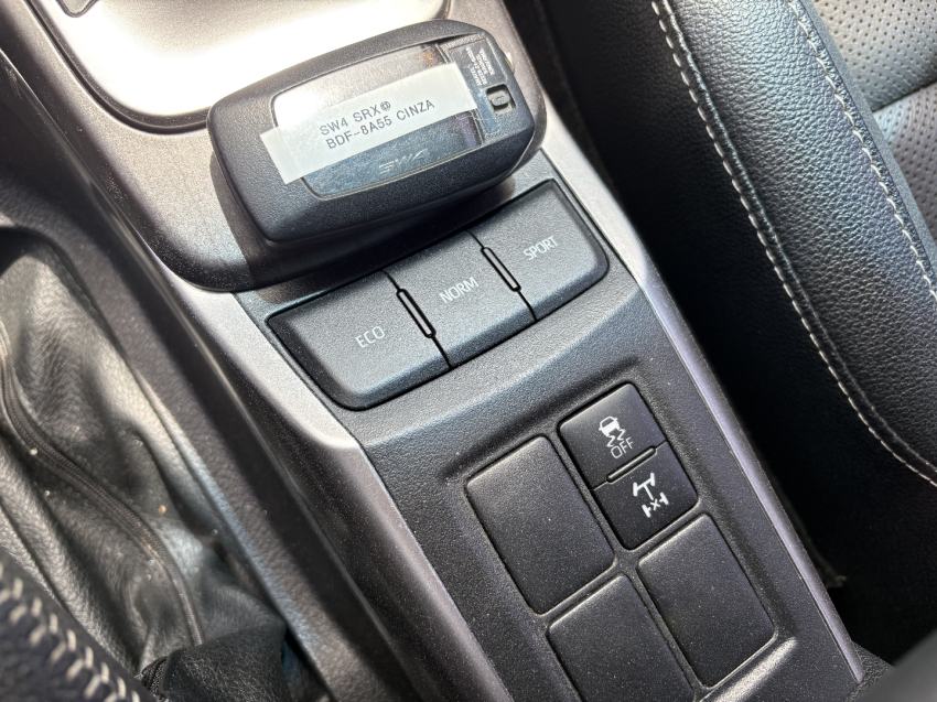 toyota hilux sw4 2.8 d-4d turbo diesel srx 4x4 automatico 4p 202220