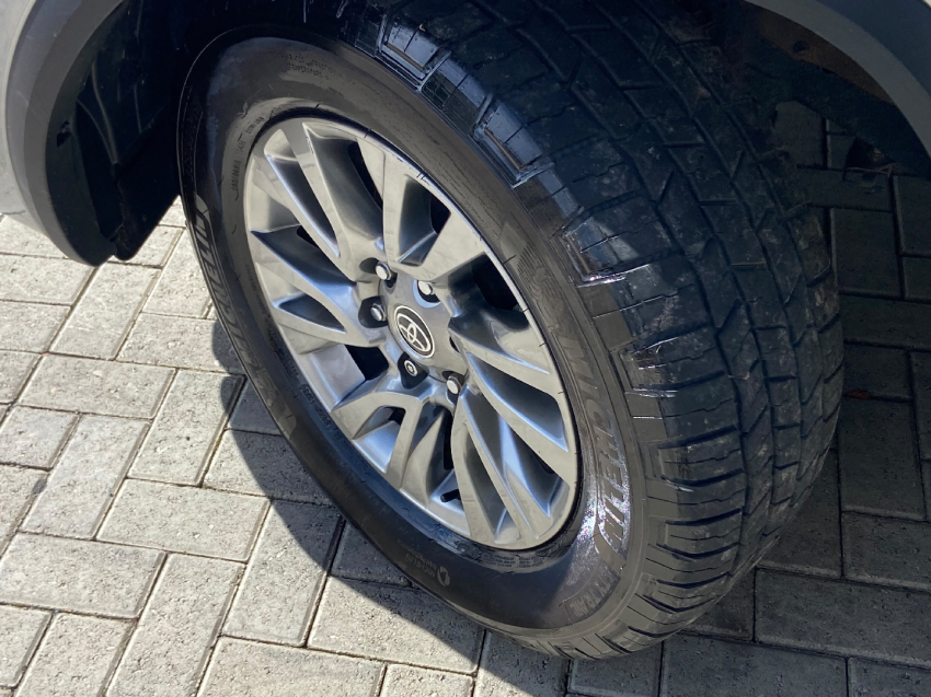 toyota hilux sw4 2.8 d-4d turbo diesel srx 4x4 automatico 4p 2022