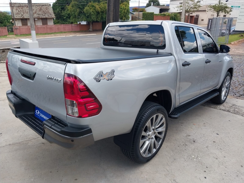 toyota hilux 2.8 d-4d turbo diesel cd power pack 4x4 manual 4p 20237