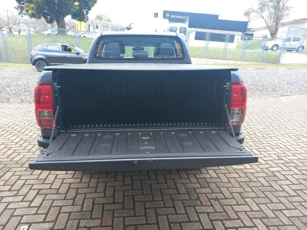 toyota hilux 2.8 d-4d turbo diesel cd srv 4x4 automatico 4p 2022
