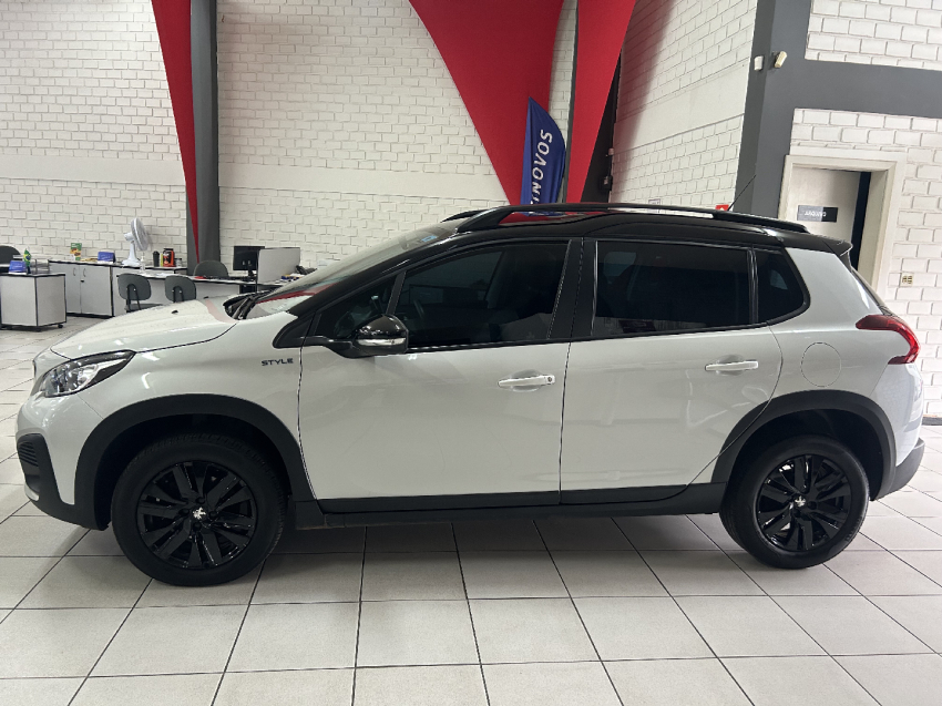 peugeot 2008 1.6 16v flex style 4p automatico 2023
