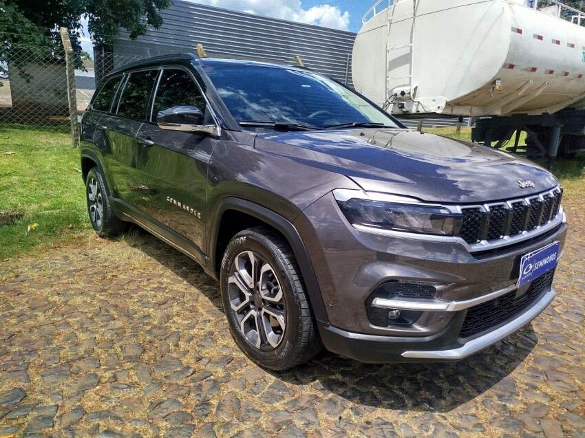 jeep commander 1.3 t270 turbo flex limited at6 4p automatico 2023 jeep commander 1.3 t270 turbo flex limited at6 4p automatico 2023