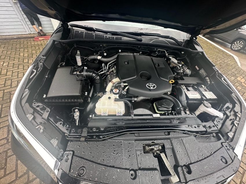 toyota hilux sw4 2.8 d-4d turbo diesel srx 4x4 automatico 2022