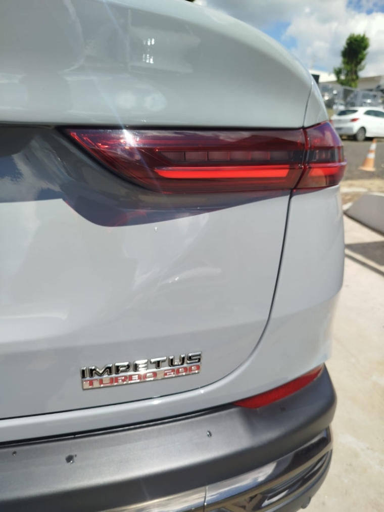 fiat fastback 1.0 turbo 200 flex impetus cvt 2025