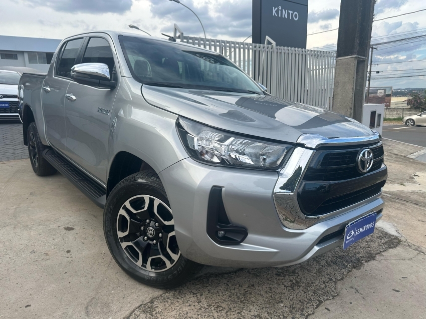 toyota hilux 2.8 d-4d turbo diesel cd srv 4x4 automatico 2022