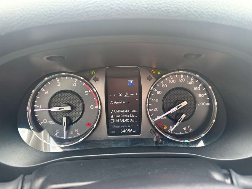 toyota hilux 2.8 d-4d turbo diesel cd srx 4x4 automatico 2024