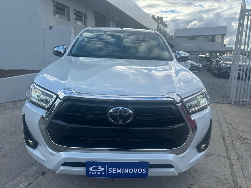 toyota hilux 2.8 d-4d turbo diesel cd srx 4x4 automatico 2024
