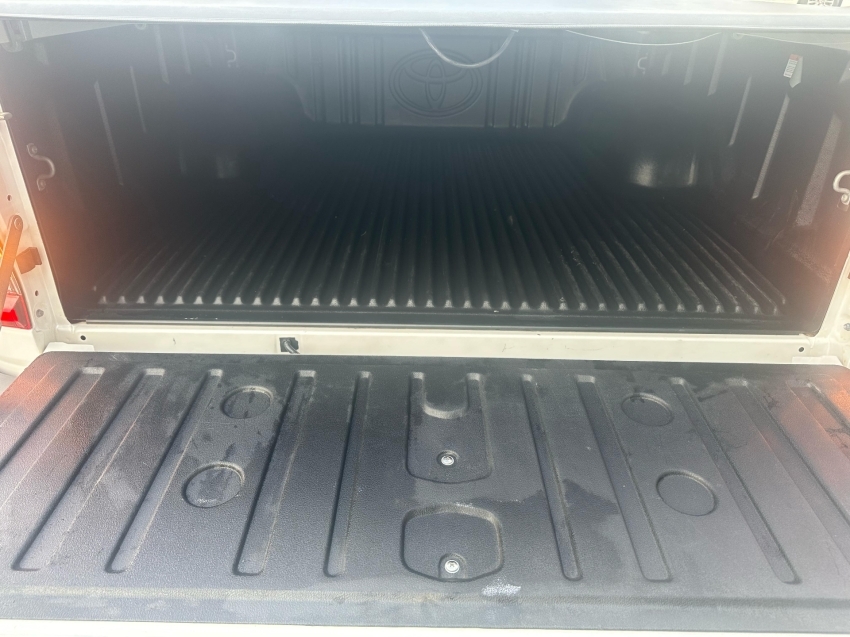 toyota hilux 2.8 d-4d turbo diesel cd srx 4x4 automatico 2024