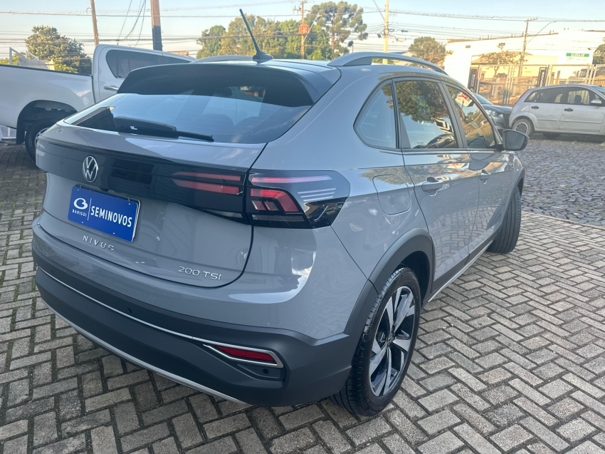 volkswagen nivus 1.0 200 tsi total flex highline automatico 2023
