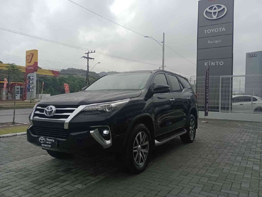 toyota hilux sw4 2.8 srx 4x4 7 lugares 16v turbo intercooler diesel 4p automatico 2020