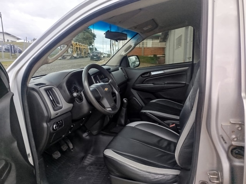chevrolet s10 2.8 16v turbo diesel ls cd 4x4 manual 2021