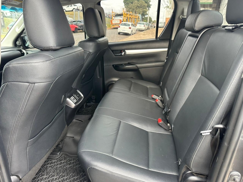 toyota hilux 2.7 vvt-i flex cd srv 4x4 automatico 4p 202112