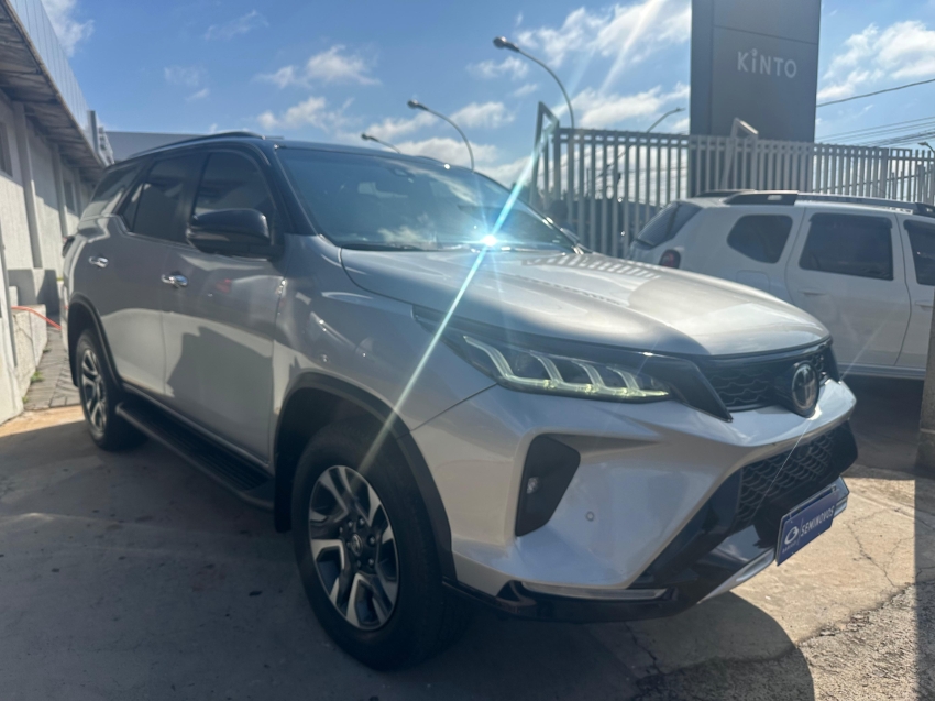 toyota hilux sw4 2.8 d-4d turbo diesel diamond 7l 4x4 automatico 4p 2022 toyota hilux sw4 2.8 d-4d turbo diesel diamond 7l 4x4 automatico 4p 2022