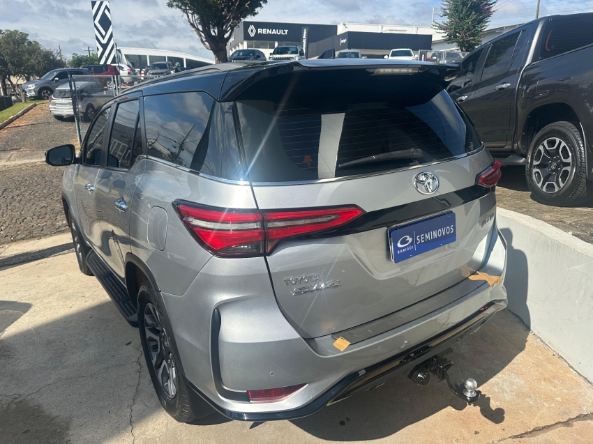toyota hilux sw4 2.8 d-4d turbo diesel diamond 7l 4x4 automatico 4p 2022